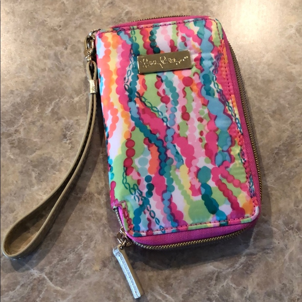 Lilly Pulitzer wristlet